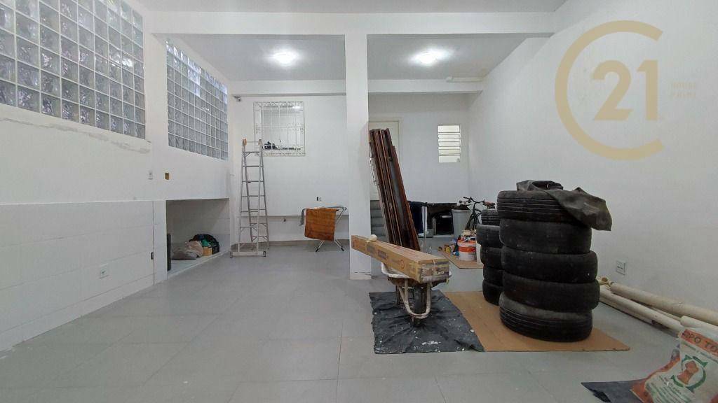 Casa para alugar com 5 quartos, 300m² - Foto 19