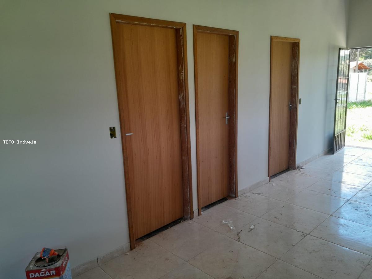 Chácara à venda com 2 quartos, 1341m² - Foto 16