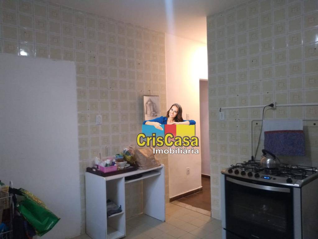 Casa à venda com 3 quartos, 100m² - Foto 4