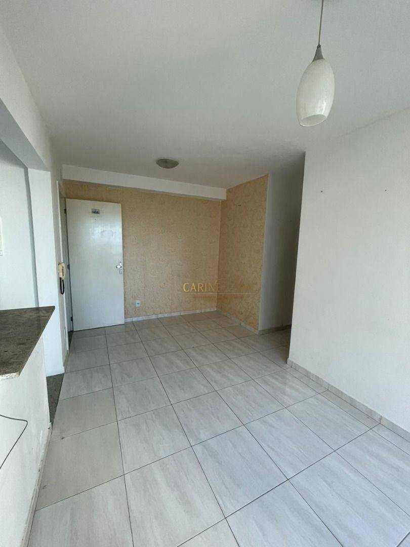 Apartamento para alugar com 2 quartos, 50m² - Foto 2