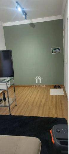 Apartamento à venda com 2 quartos, 50m² - Foto 2