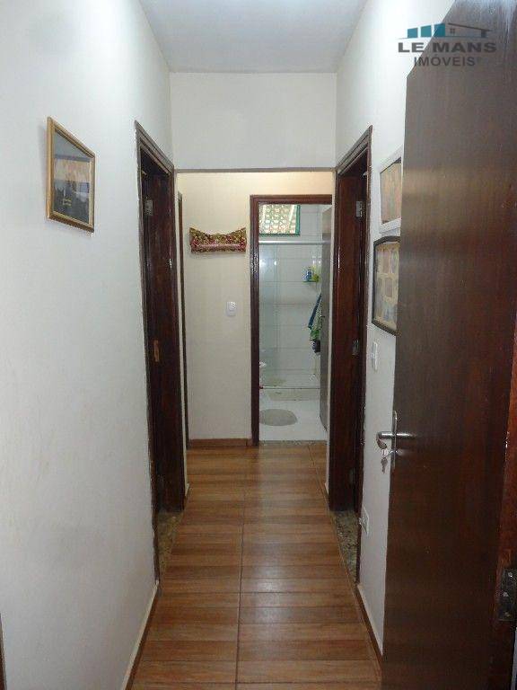 Chácara à venda com 3 quartos, 314m² - Foto 18