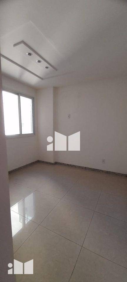 Apartamento à venda com 2 quartos, 63m² - Foto 17