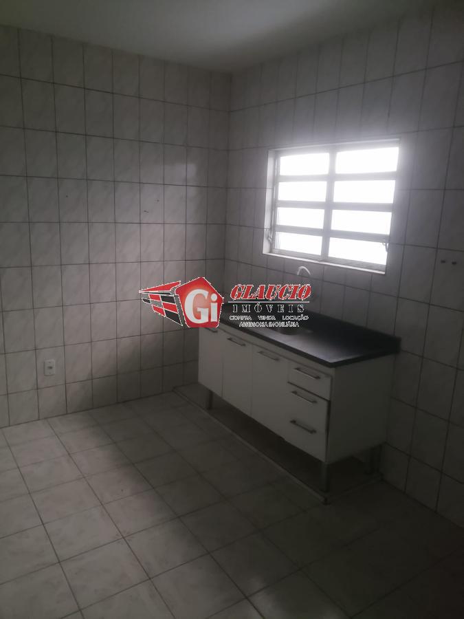 Casa à venda com 2 quartos, 125m² - Foto 16
