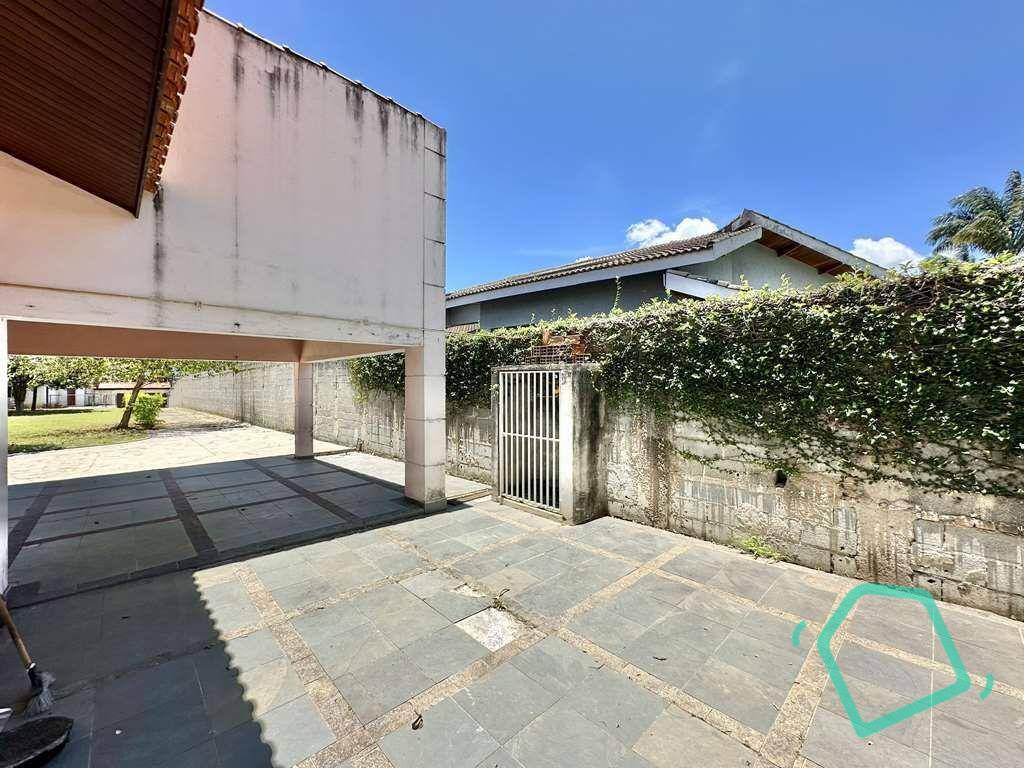 Casa de Condomínio à venda com 3 quartos, 255m² - Foto 42