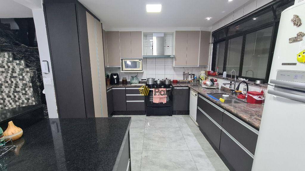 Sobrado à venda com 5 quartos, 306m² - Foto 8