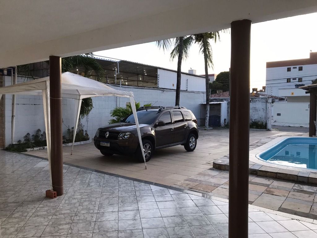 Casa de Condomínio à venda com 4 quartos, 240m² - Foto 11