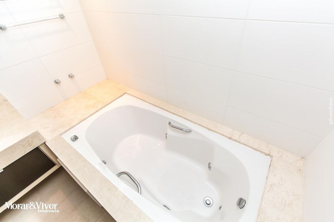 Apartamento à venda com 3 quartos, 176m² - Foto 25