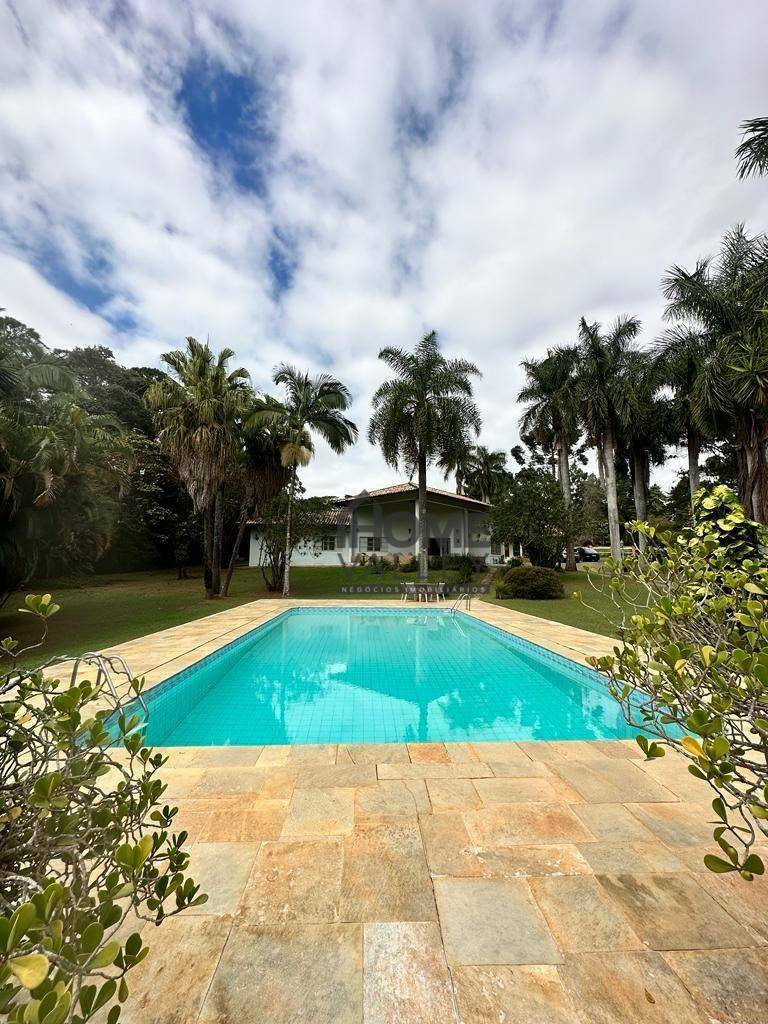 Chácara à venda e aluguel com 5 quartos, 665m² - Foto 2