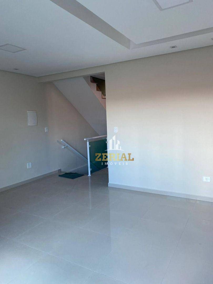 Sobrado à venda com 3 quartos, 147m² - Foto 2