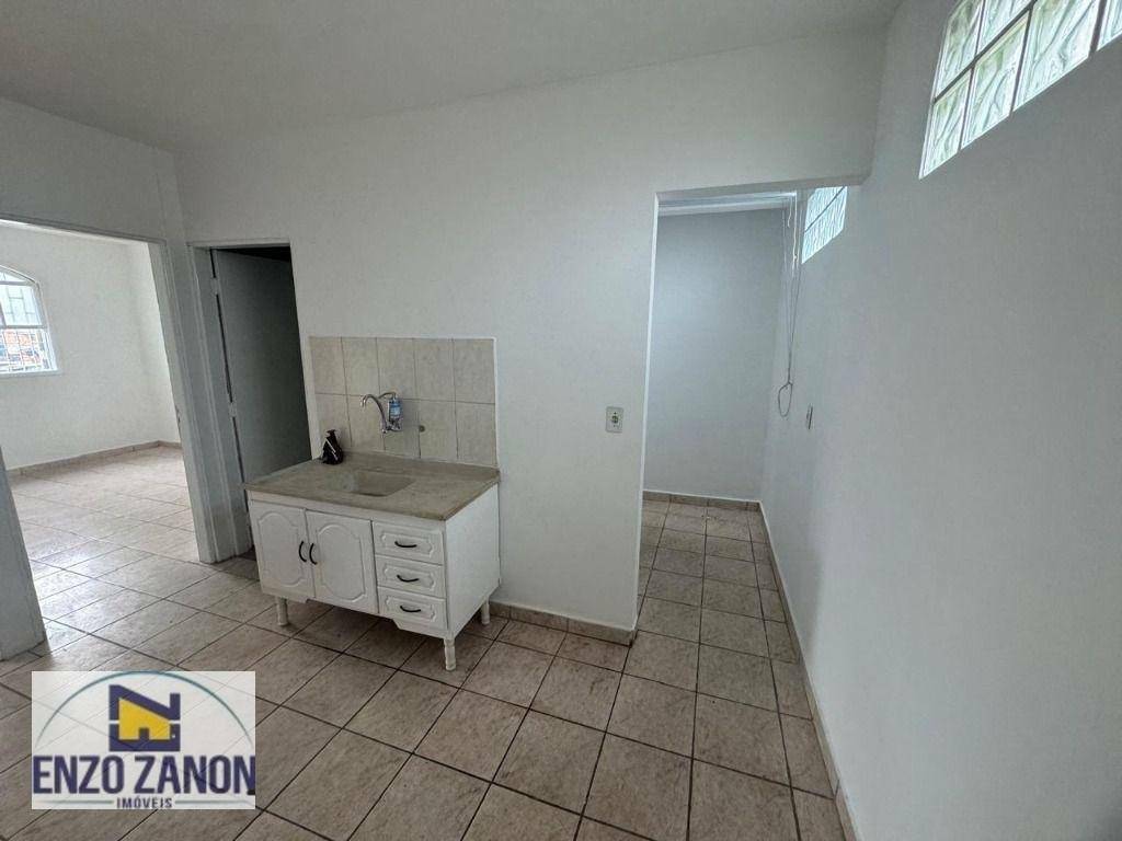 Apartamento para alugar com 2 quartos, 70m² - Foto 14