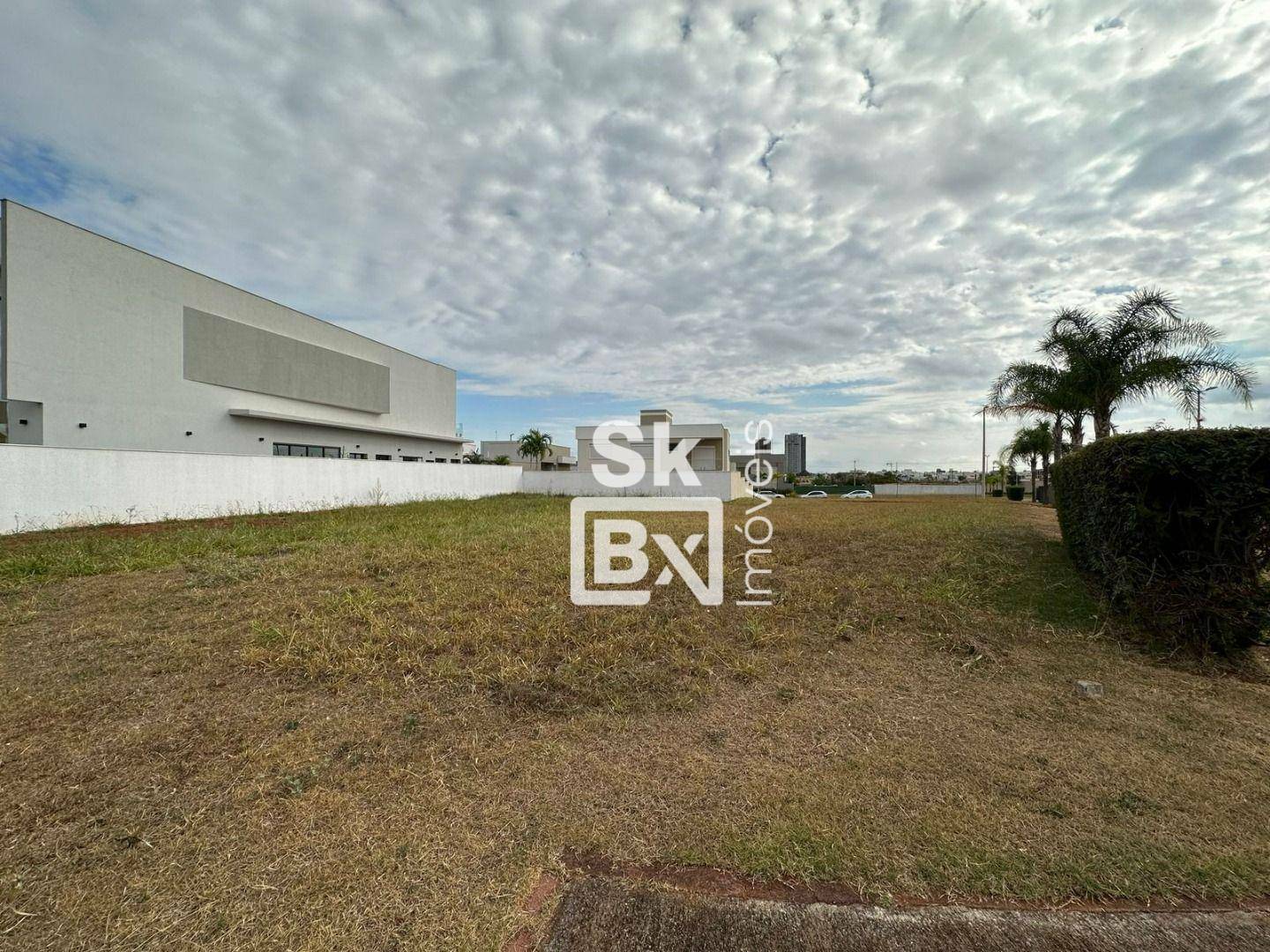 Loteamento e Condomínio, 703 m² - Foto 3