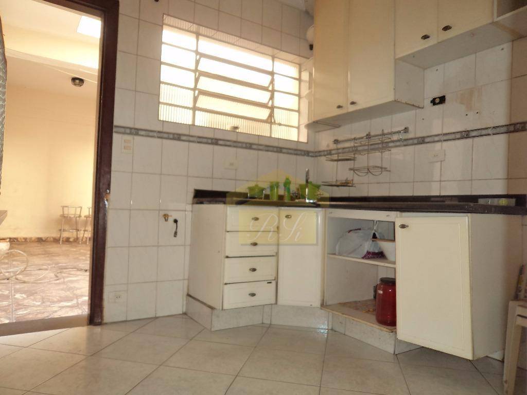 Sobrado à venda com 3 quartos, 130m² - Foto 4