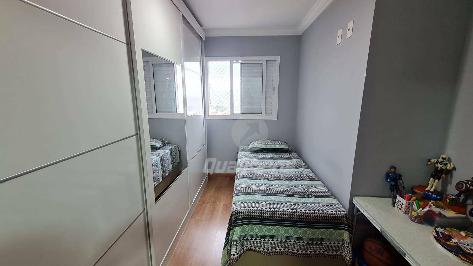 Apartamento à venda com 3 quartos, 76m² - Foto 14