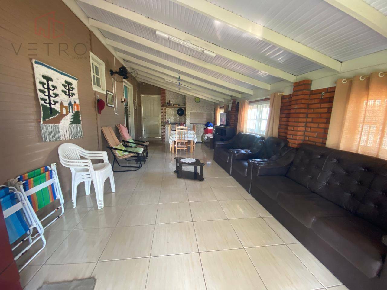 Casa à venda com 5 quartos, 220m² - Foto 5