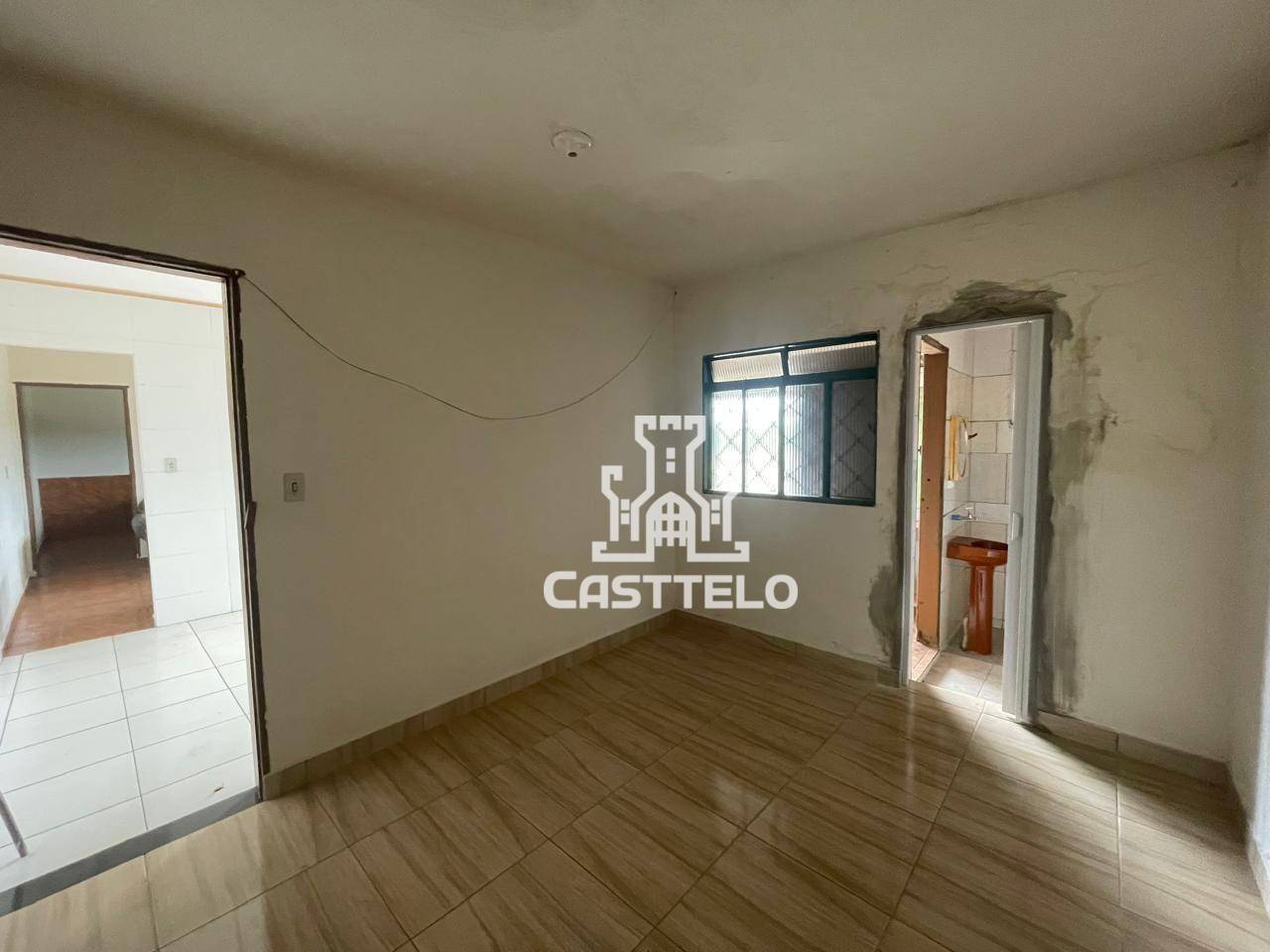 Casa à venda com 3 quartos, 70m² - Foto 9