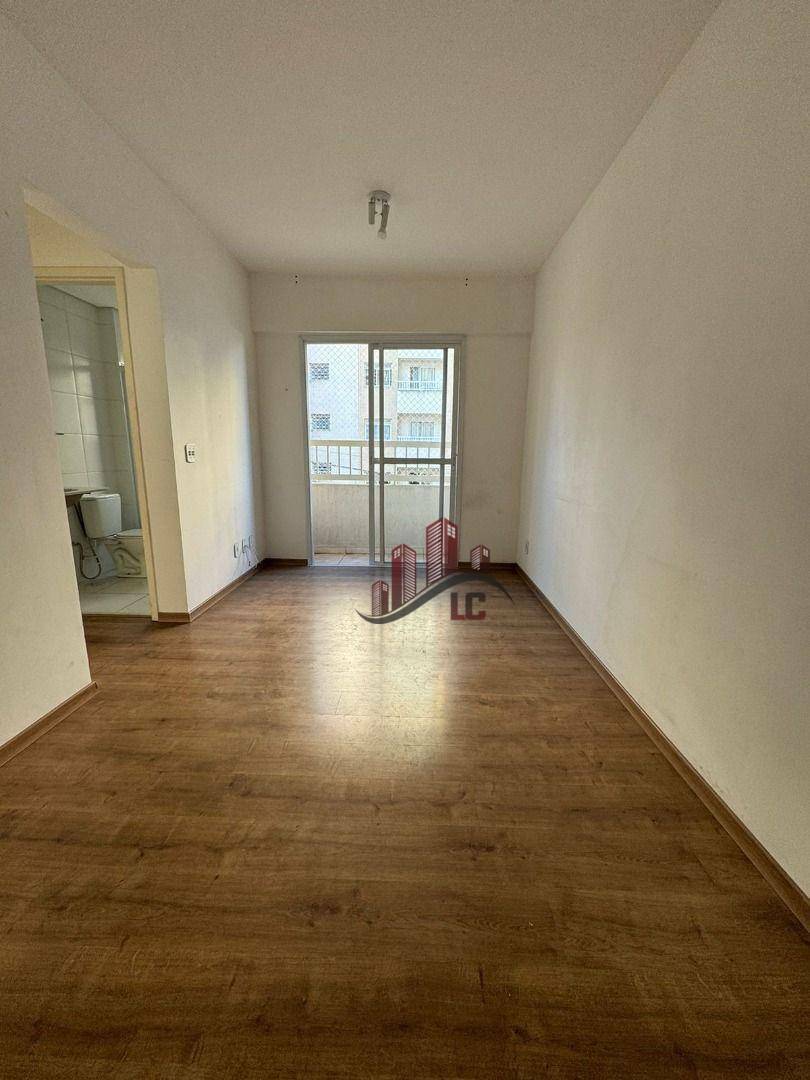 Apartamento para alugar com 2 quartos, 58m² - Foto 8