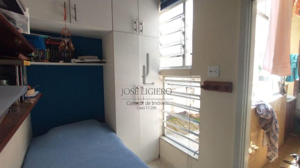 Apartamento à venda com 2 quartos, 65m² - Foto 14