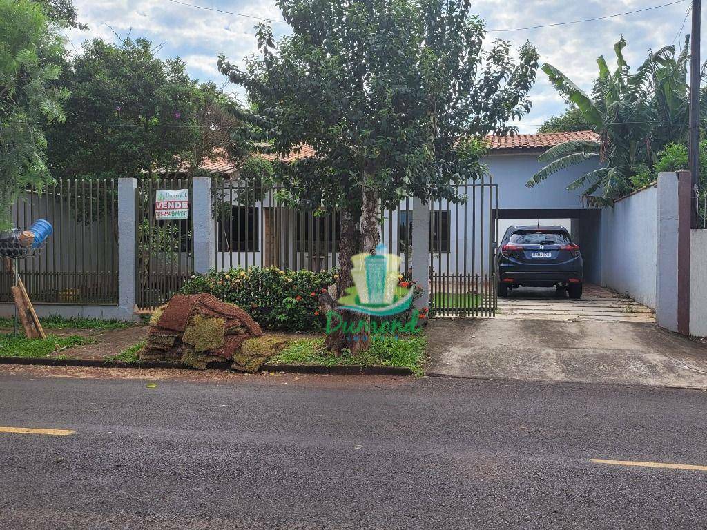 Casa à venda com 3 quartos, 184m² - Foto 2