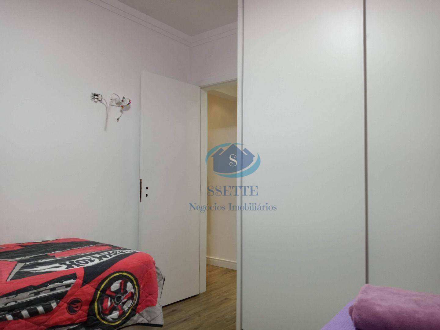 Apartamento à venda com 3 quartos, 79m² - Foto 9