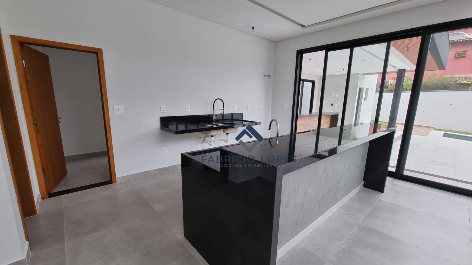 Casa à venda com 4 quartos, 450m² - Foto 14