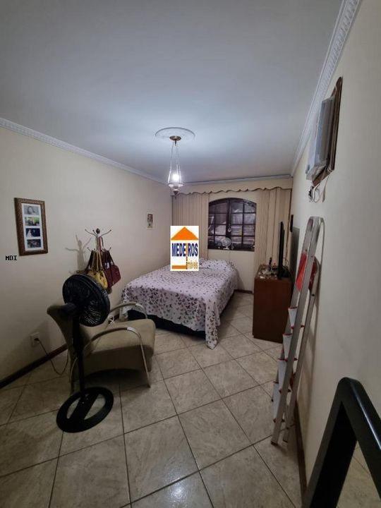 Casa à venda com 2 quartos, 150m² - Foto 17