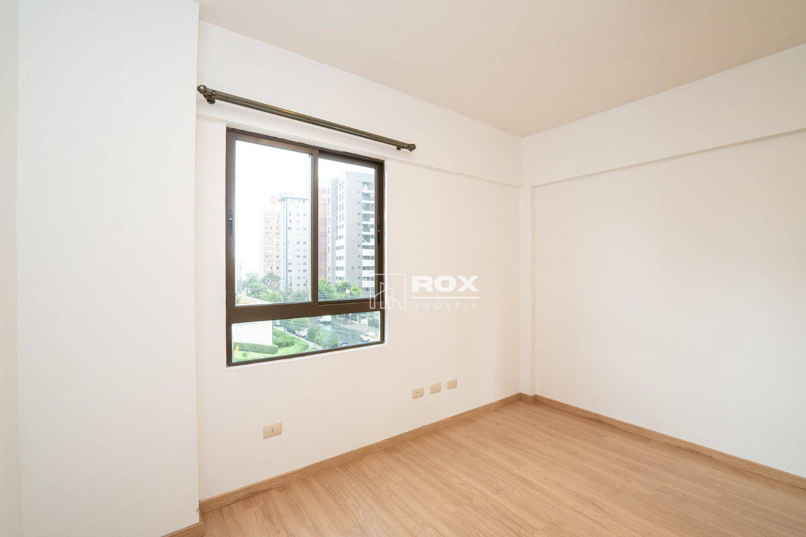 Apartamento à venda com 2 quartos, 67m² - Foto 23