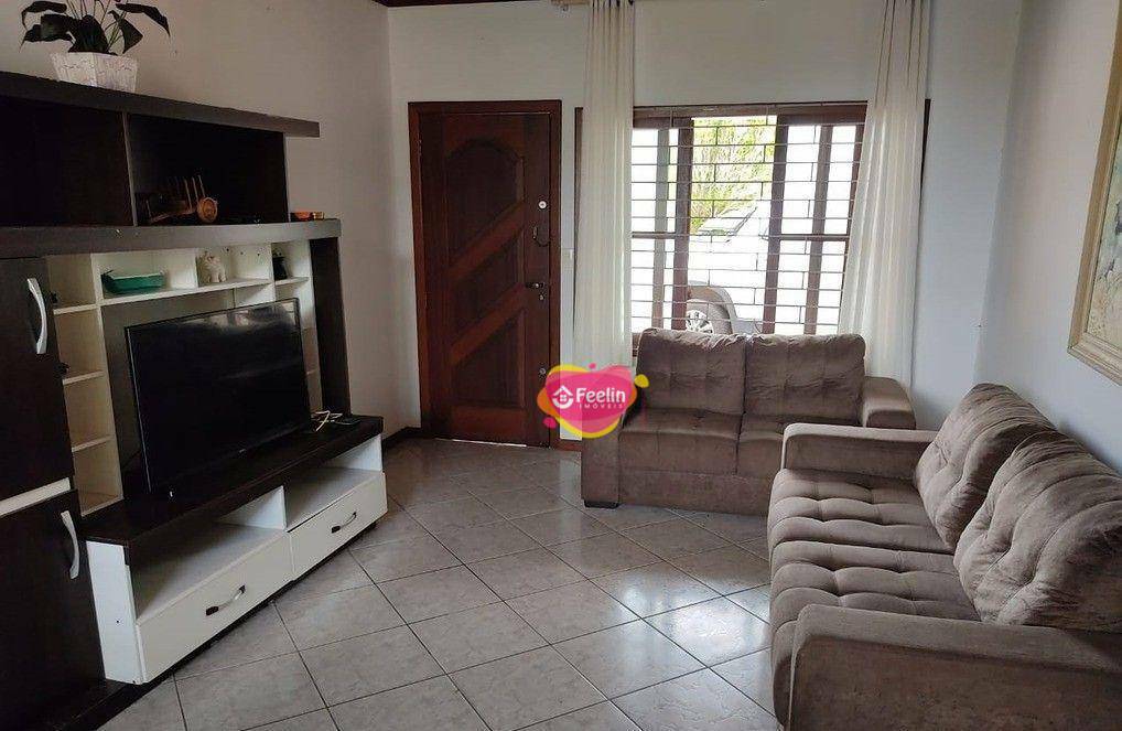 Casa à venda com 3 quartos, 232m² - Foto 12