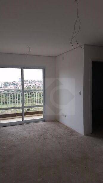 Apartamento à venda com 2 quartos, 65m² - Foto 3