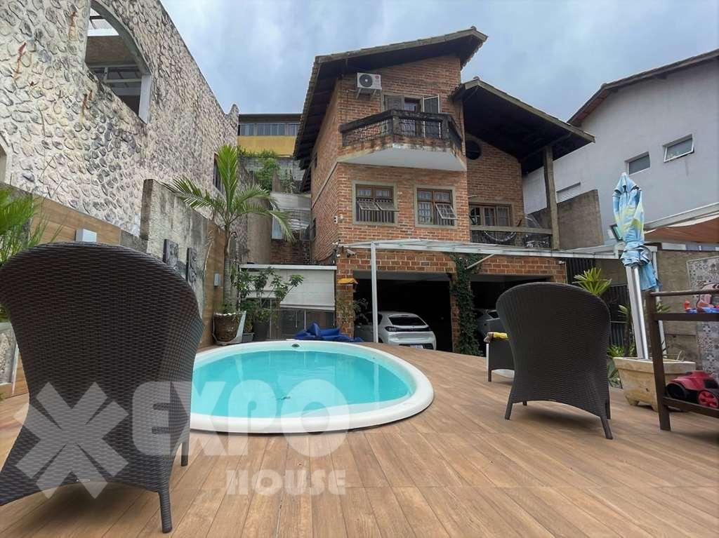 Casa à venda com 3 quartos, 276m² - Foto 6