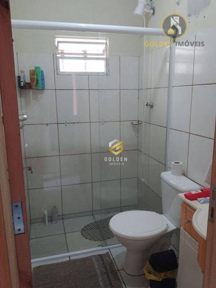 Casa à venda com 5 quartos, 1m² - Foto 7