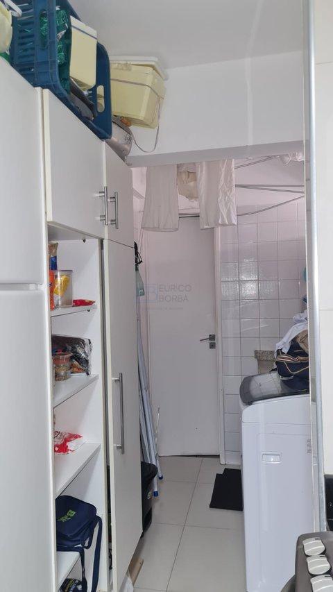 Apartamento à venda com 3 quartos, 90m² - Foto 4