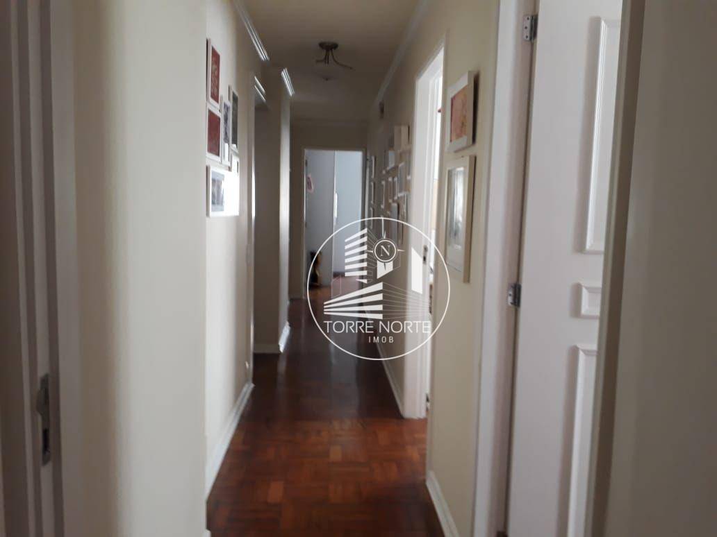 Apartamento à venda com 4 quartos, 140m² - Foto 2