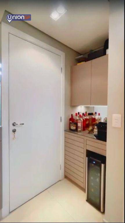 Apartamento à venda com 2 quartos, 65m² - Foto 4