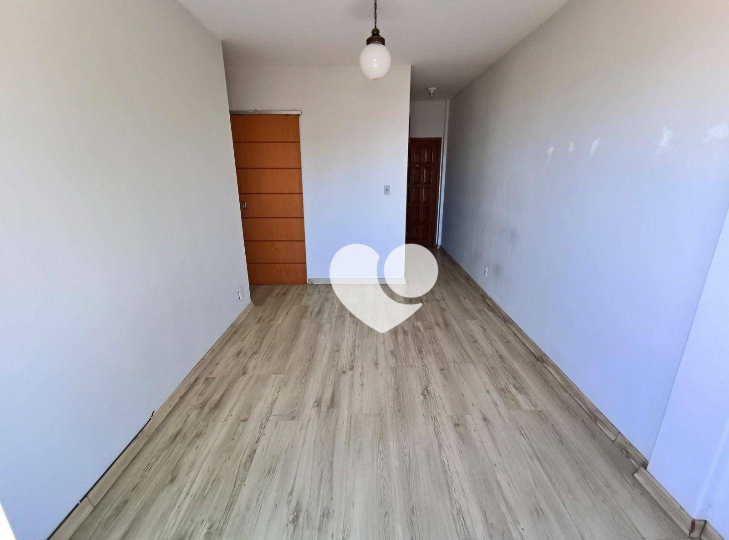 Apartamento à venda com 3 quartos, 65m² - Foto 6