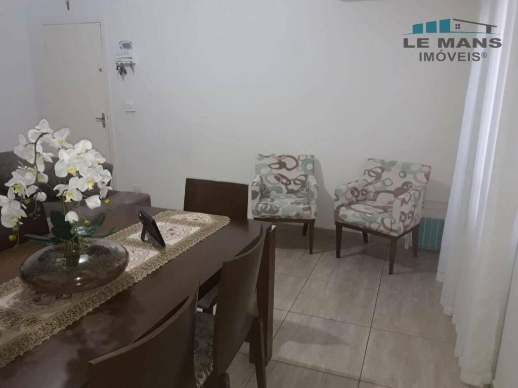 Apartamento à venda com 2 quartos, 83m² - Foto 5