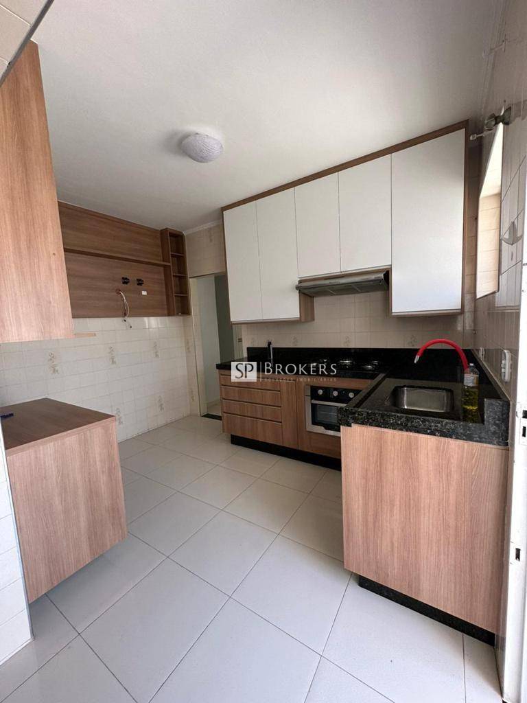 Casa à venda com 3 quartos, 260m² - Foto 8