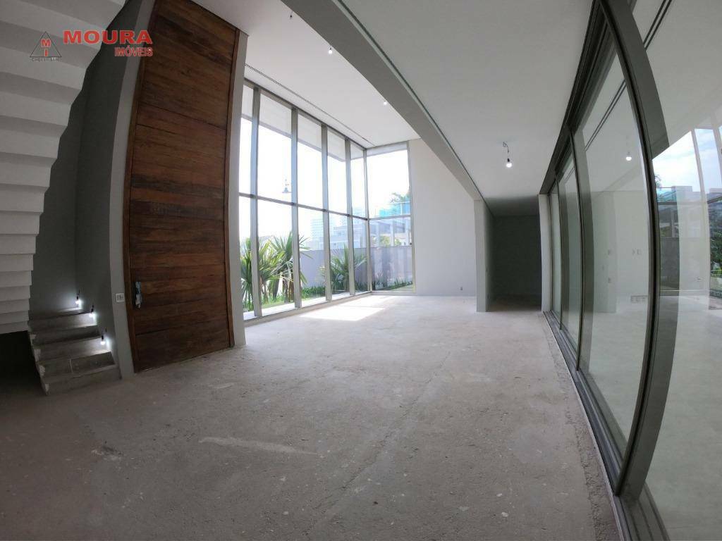 Sobrado à venda com 5 quartos, 950m² - Foto 3