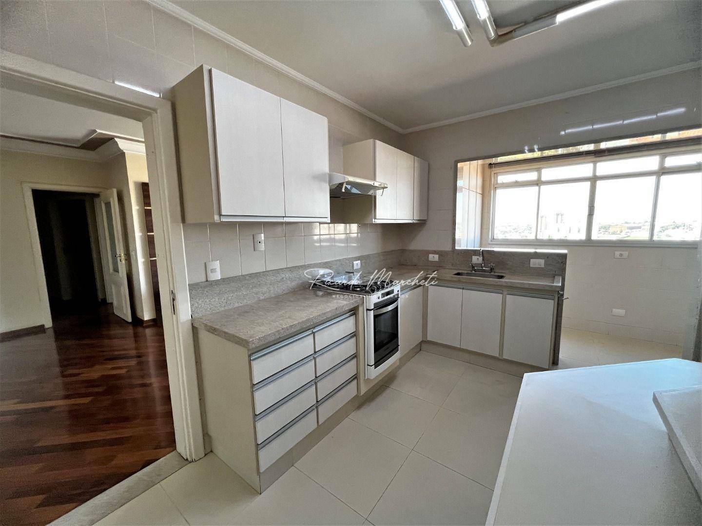 Apartamento à venda com 3 quartos, 126m² - Foto 8