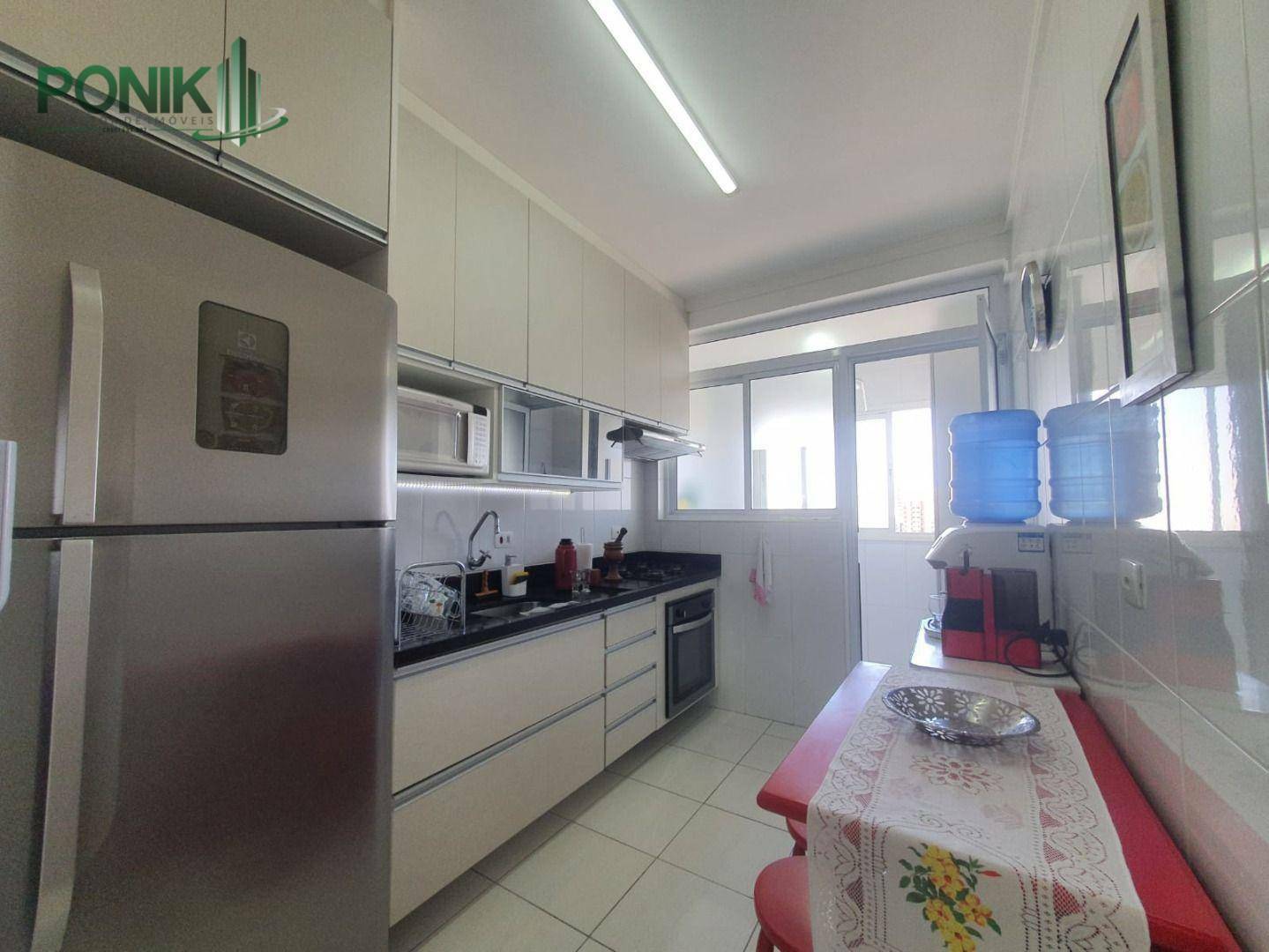 Apartamento à venda com 1 quarto, 60m² - Foto 5