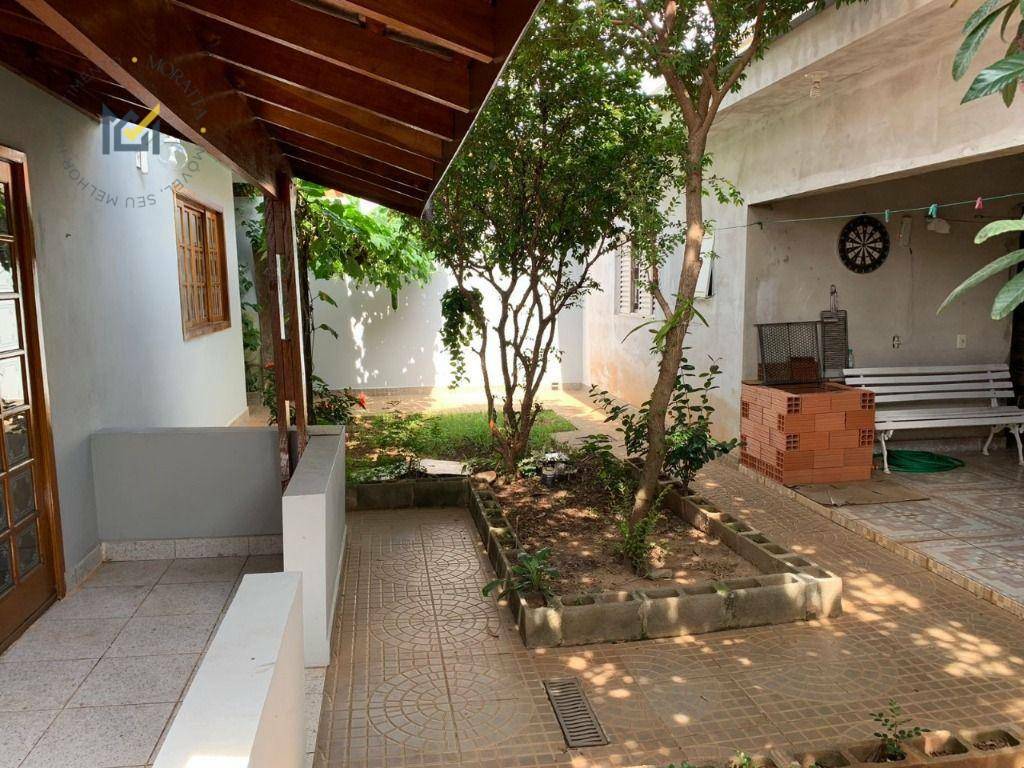 Casa à venda com 3 quartos, 252m² - Foto 16