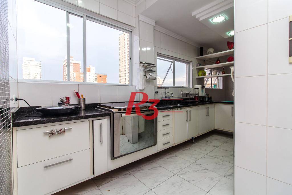 Apartamento à venda com 3 quartos, 210m² - Foto 31