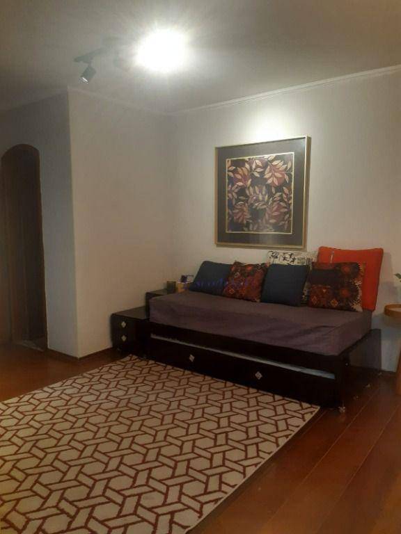 Casa à venda com 3 quartos, 261m² - Foto 8