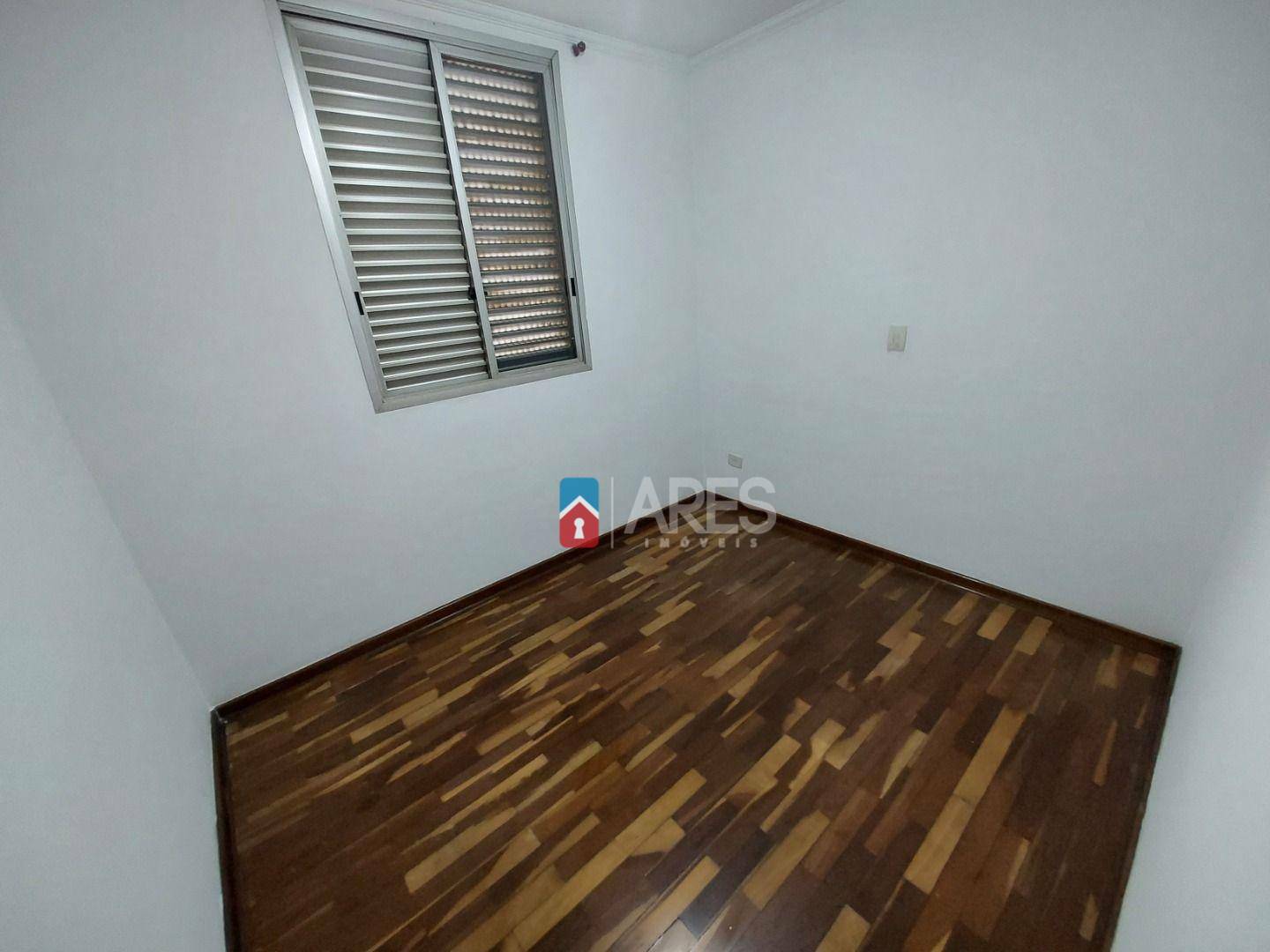 Apartamento à venda com 3 quartos, 93m² - Foto 9