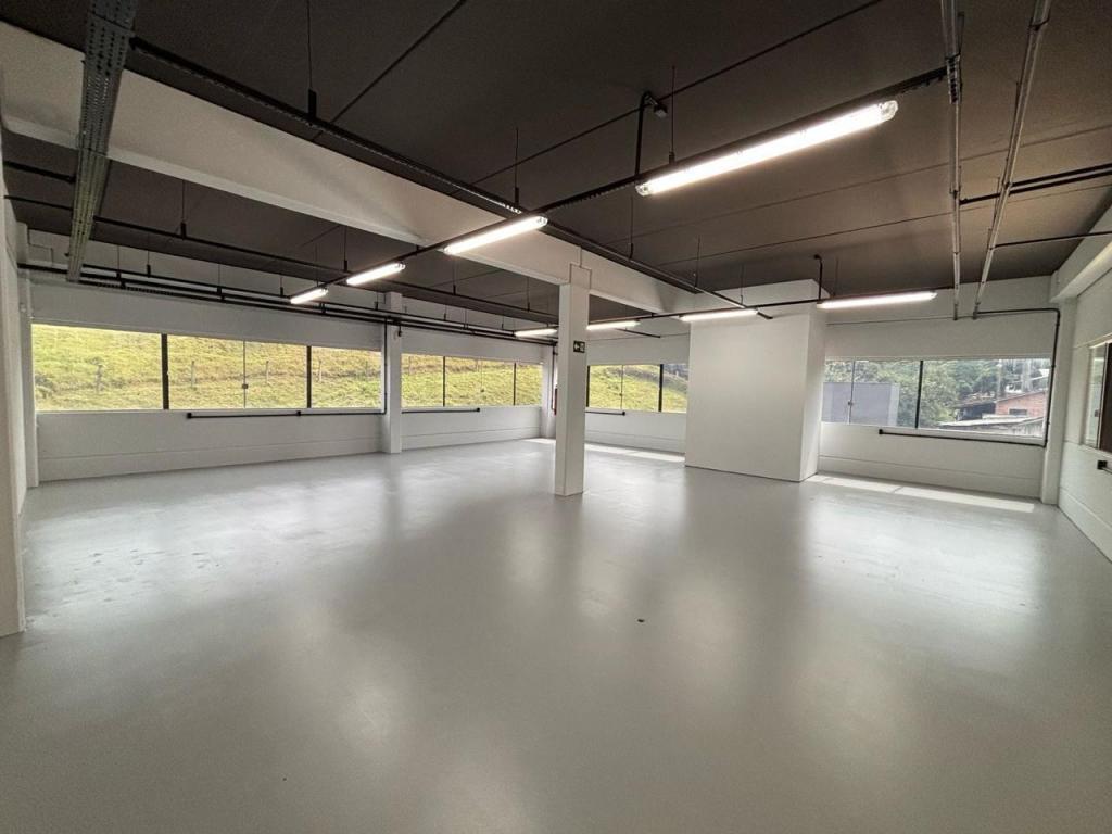 Depósito-Galpão-Armazém para alugar, 5000m² - Foto 8