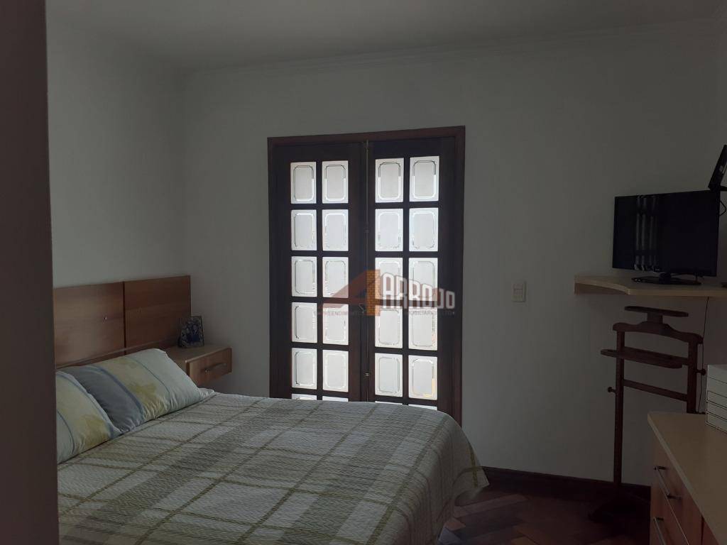 Sobrado à venda com 3 quartos, 225m² - Foto 28