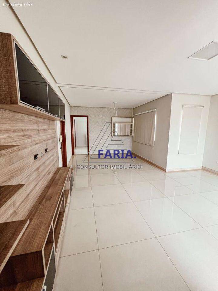 Casa à venda com 3 quartos, 240m² - Foto 6