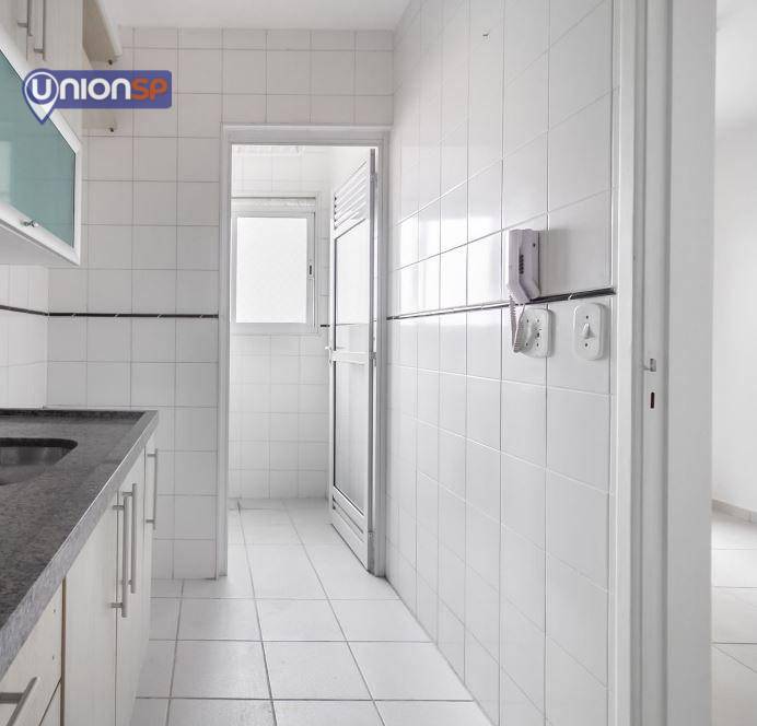 Apartamento à venda com 2 quartos, 55m² - Foto 13