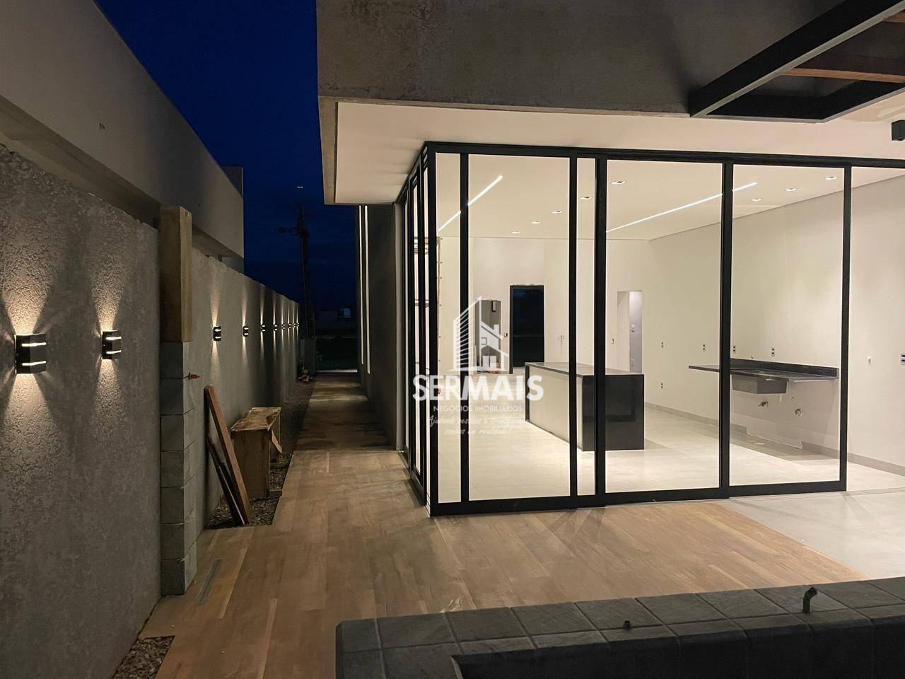 Casa à venda com 3 quartos, 238m² - Foto 9