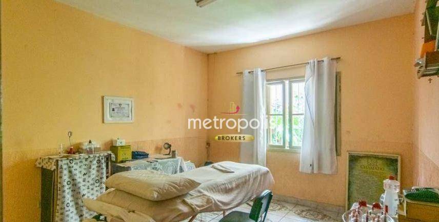 Casa à venda com 3 quartos, 227m² - Foto 9